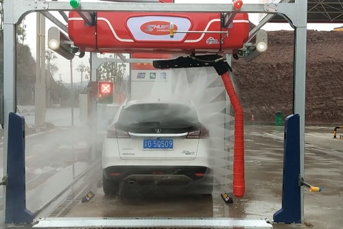 M7 Touchless In-Bay Automatic Car Wash FOR GAS FUEL STATION DEPLOYED IN CHINA