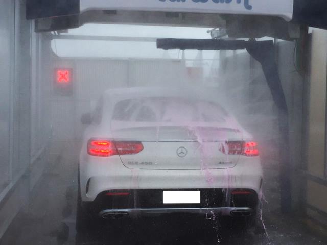 Touchless Car Wash Machine