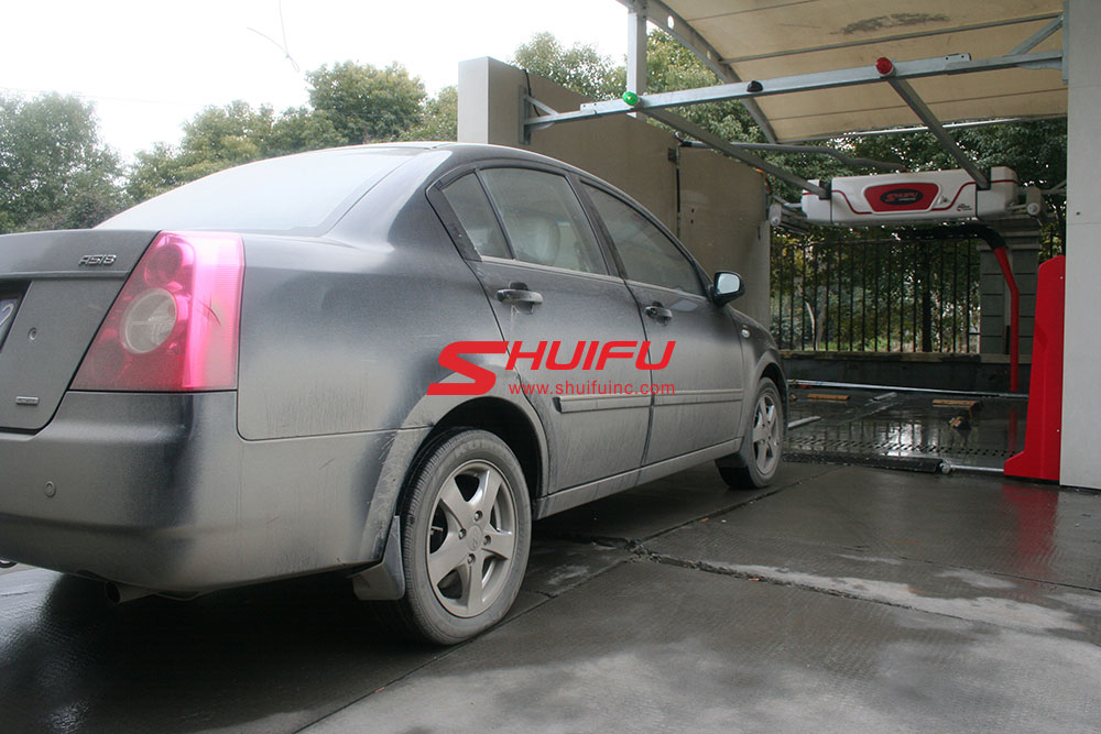 Touchless-car-wash-with-dirty-car-touchless-M7-SHUIFU-CHINA