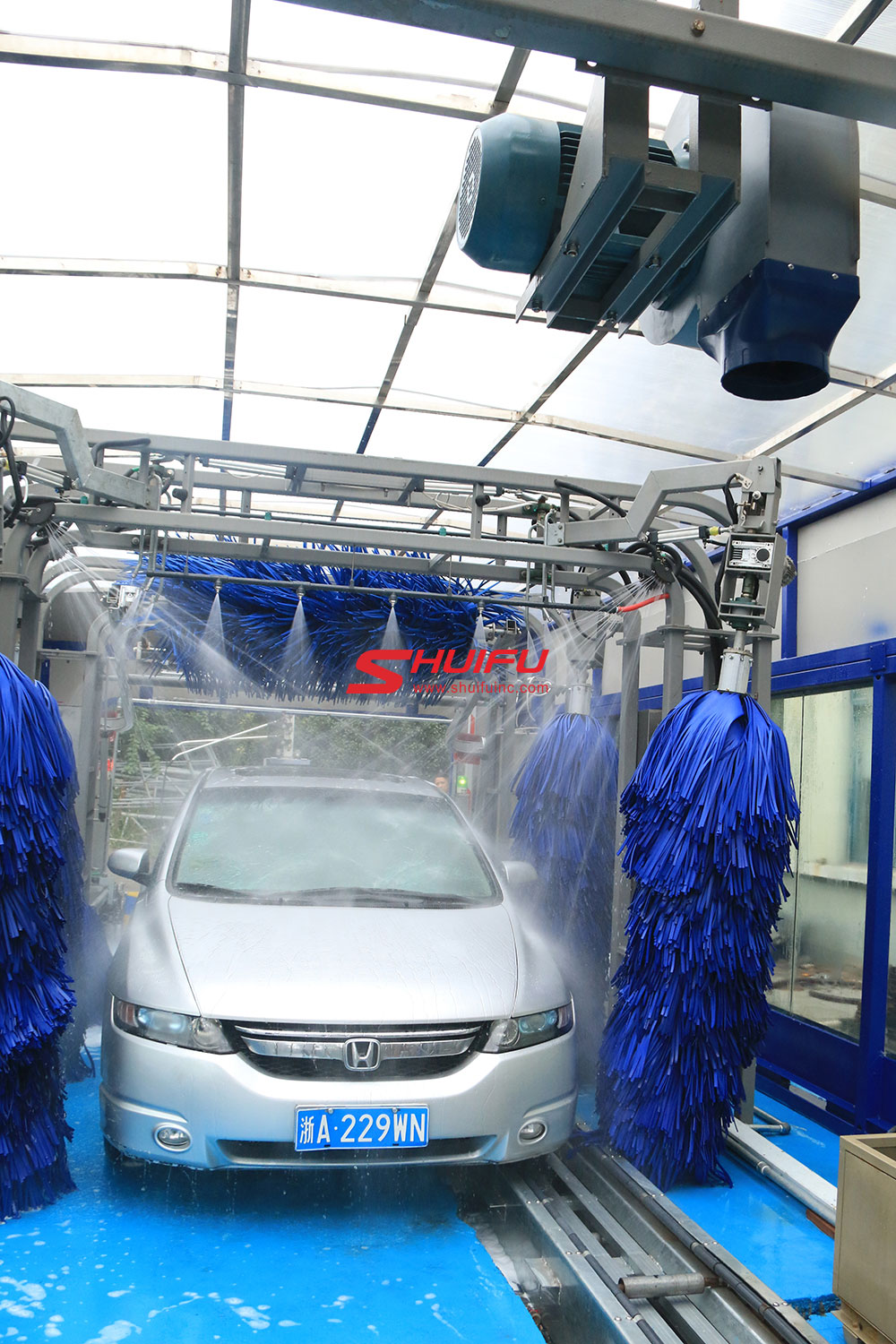 Touchless Car Wash Machine