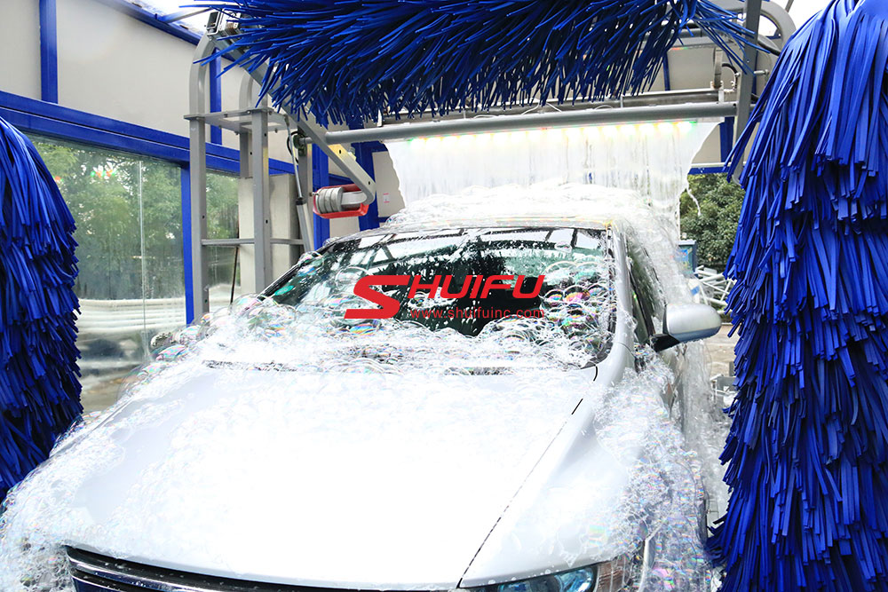 Touchless Car Wash Machine