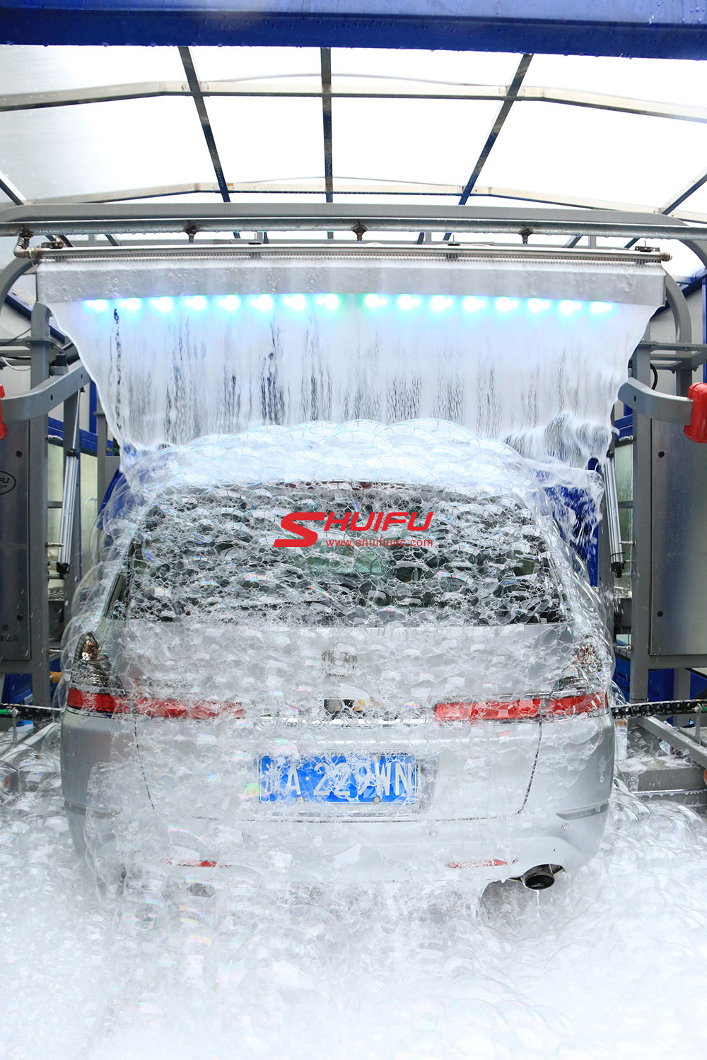 Touchless Car Wash Machine