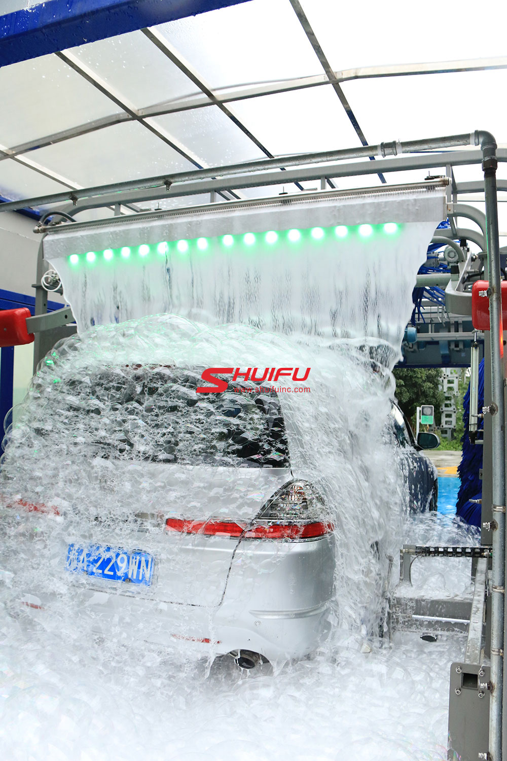 Touchless Car Wash Machine