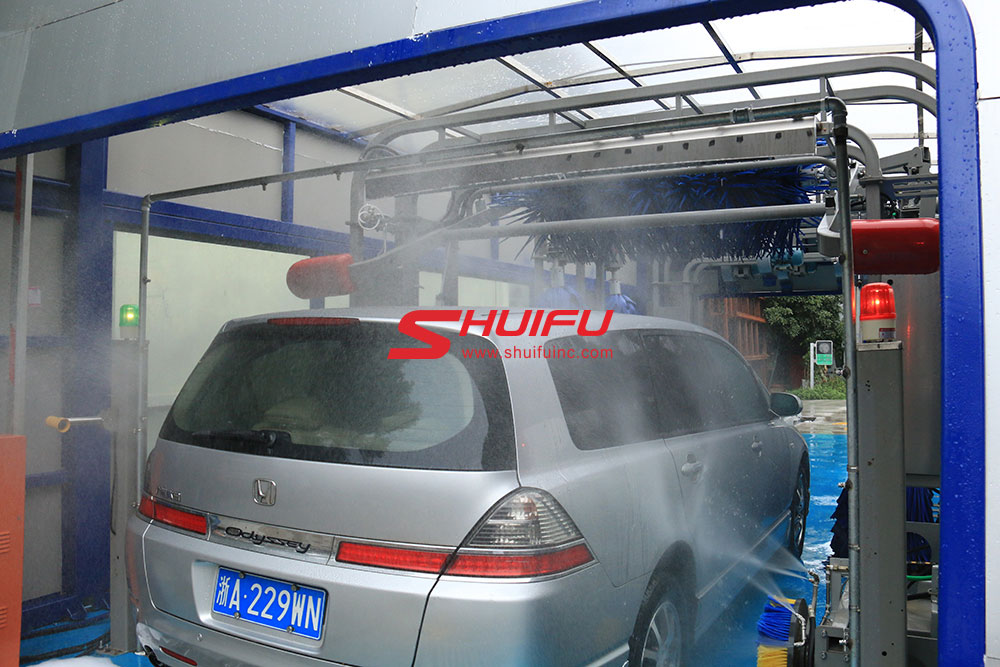 Touchless Car Wash Machine