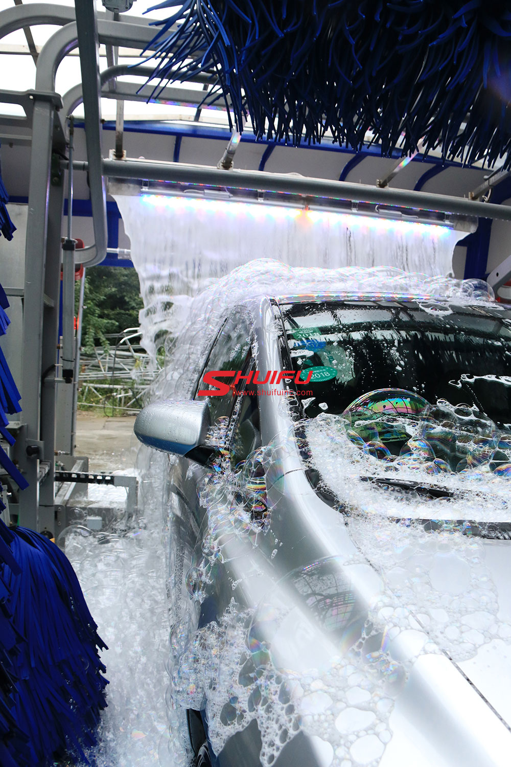 Touchless Car Wash Machine