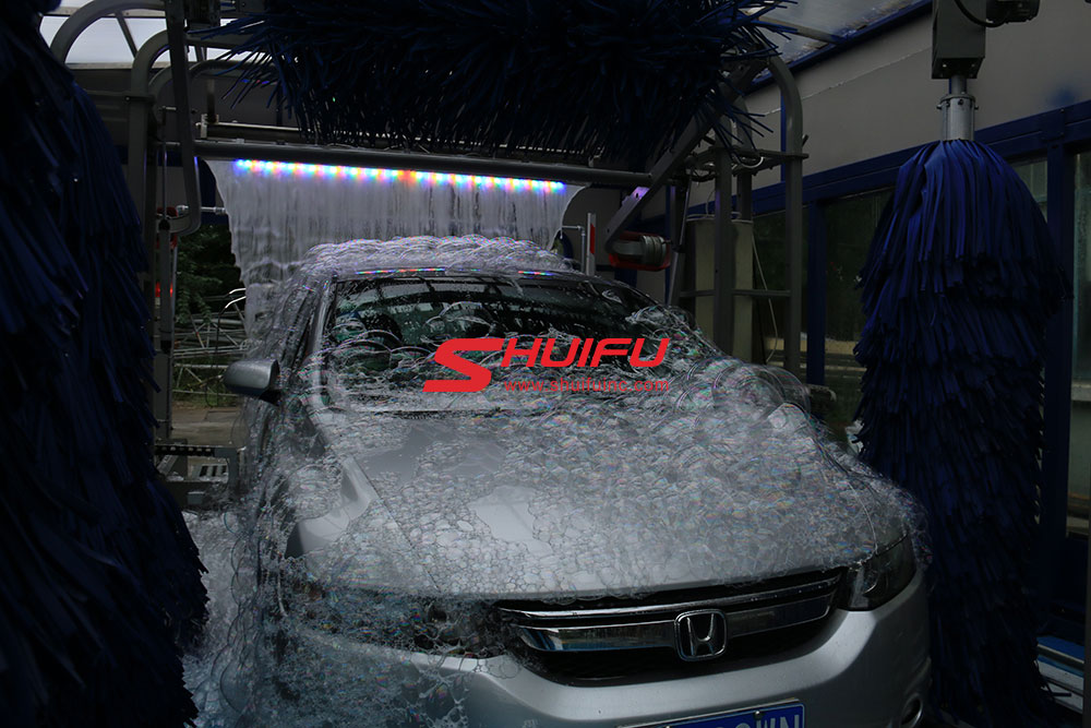 Touchless Car Wash Machine