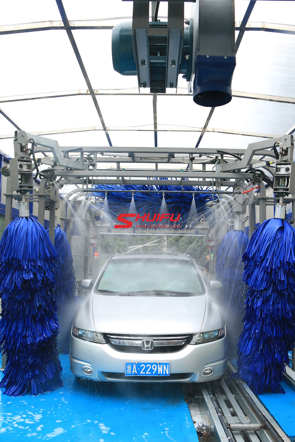 Touchless Car Wash Machine