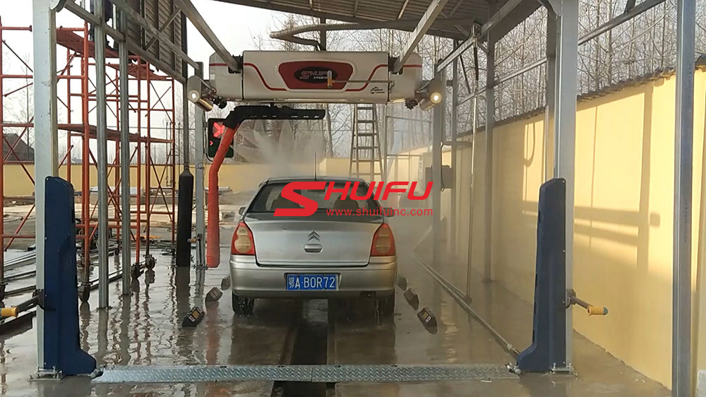 Touchless Car Wash Machine