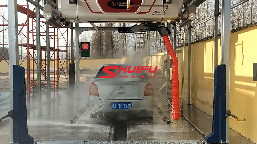 Touchless Car Wash Machine