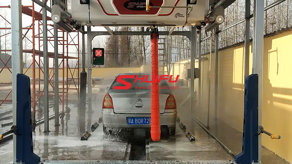 Touchless Car Wash Machine