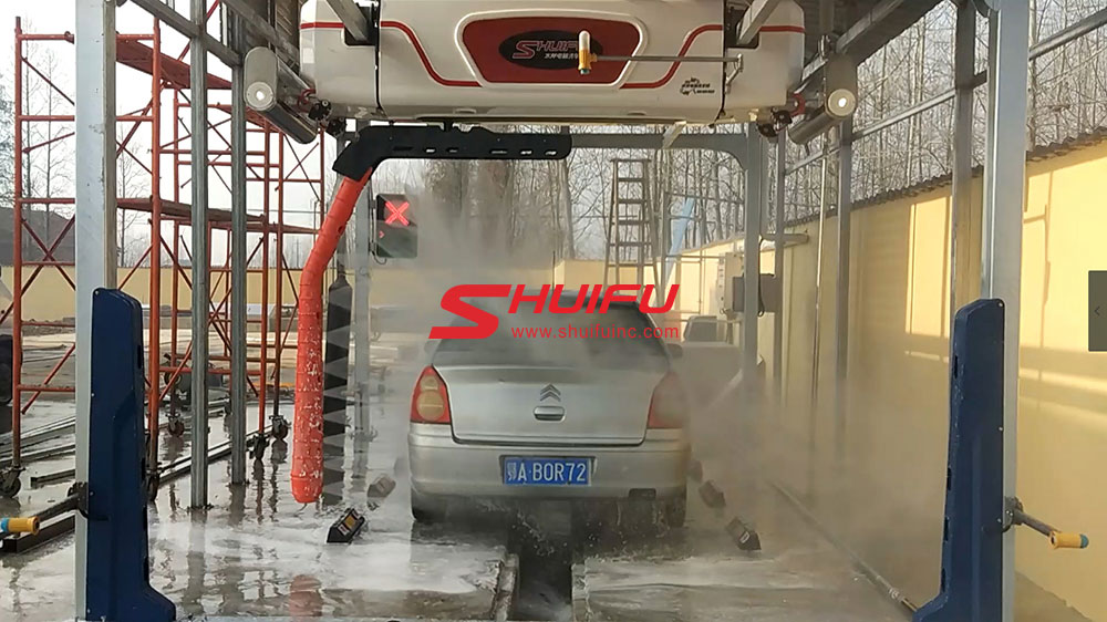 Touchless Car Wash Machine