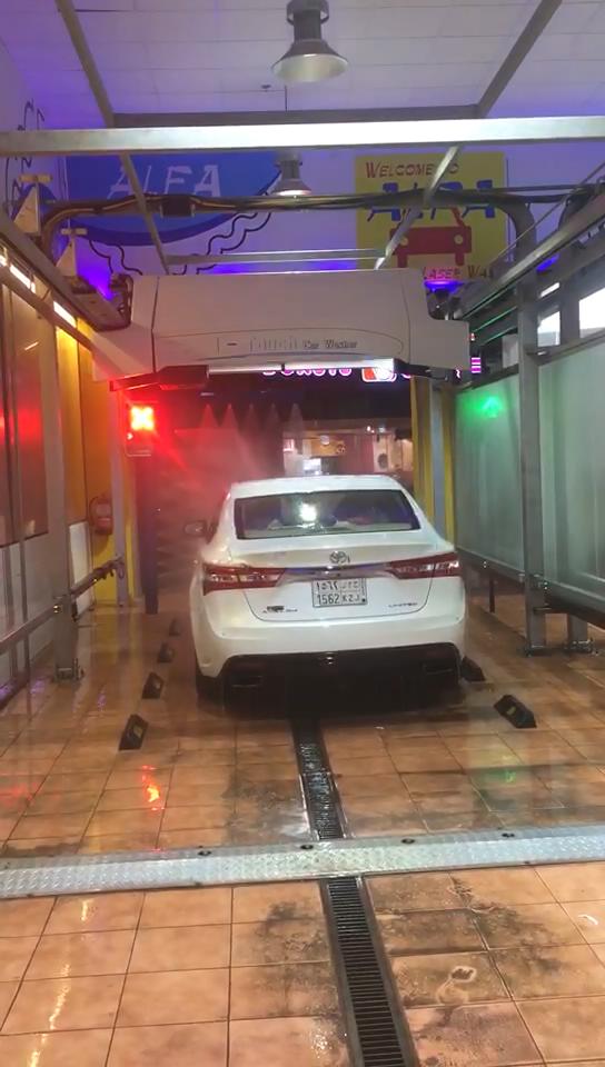 Touchless Car Wash Machine