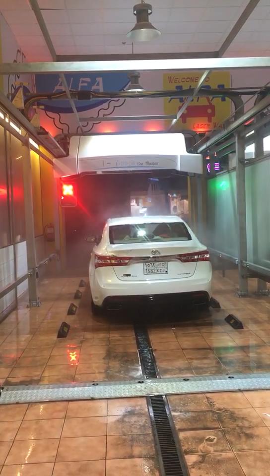 Touchless Car Wash Machine